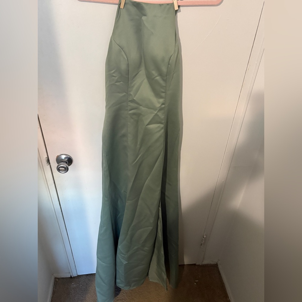 Chic Green Halter Bridesmaid Dress